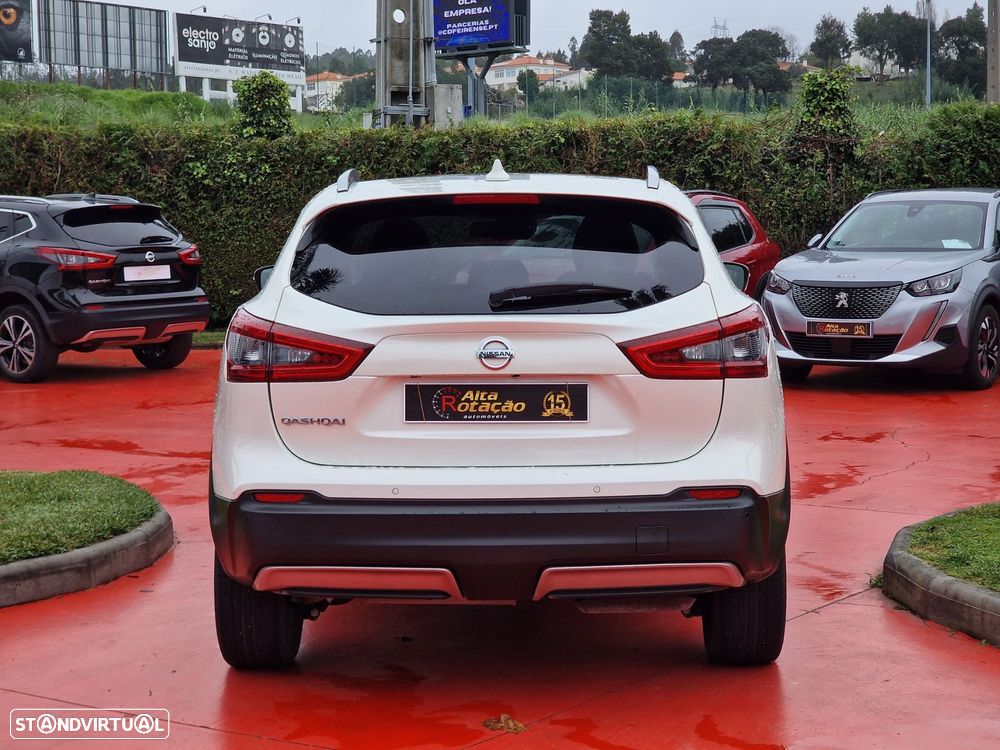 Nissan Qashqai 1.5 dCi N-Connecta DCT - 5