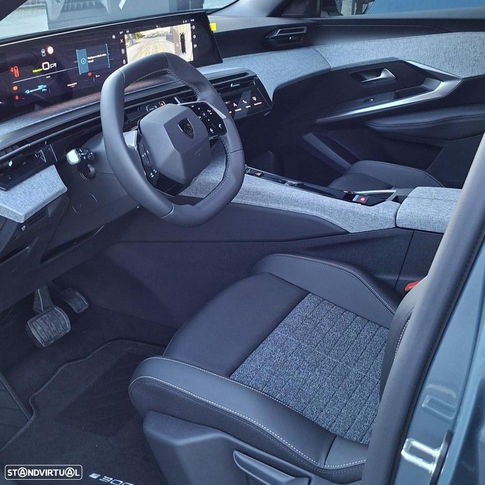 Peugeot E-3008 73 kWh Allure - 10