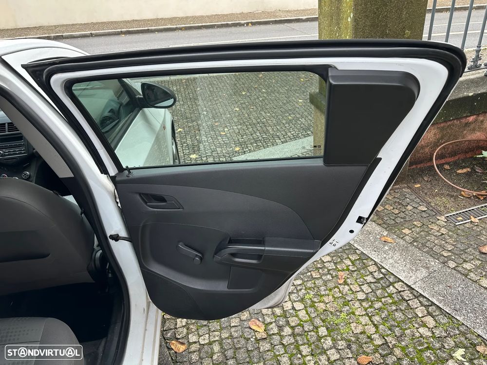 Chevrolet Aveo 1.3 TCDi LS - 19