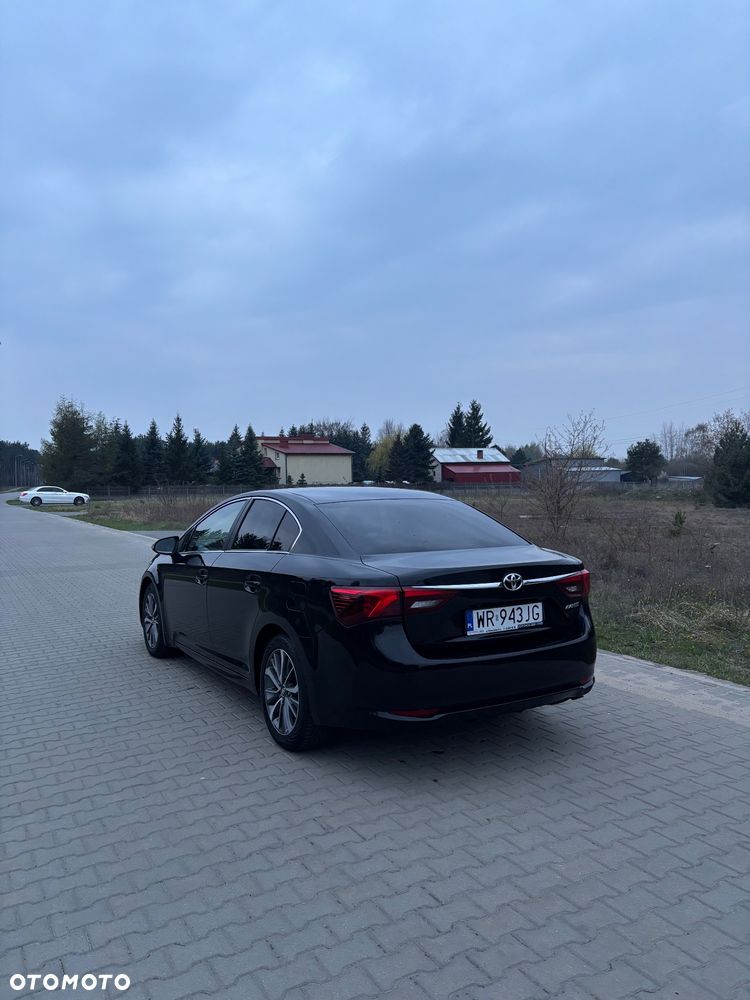 Toyota Avensis 2.0 Premium MS - 5