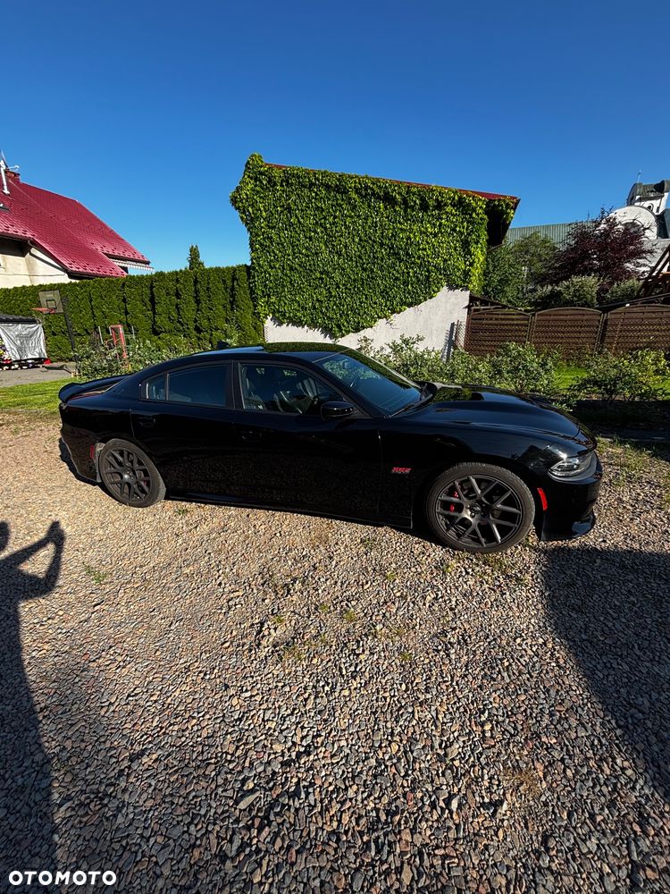 Dodge Charger 6.4 Scat Pack - 11