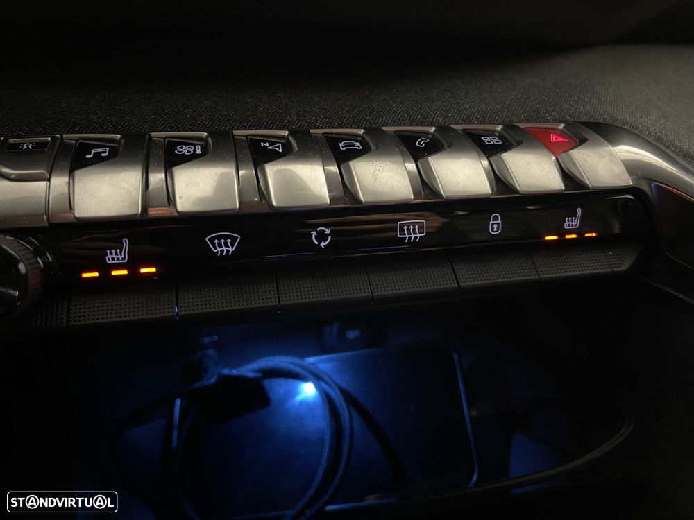 Peugeot 5008 2.0 BlueHDi GT Line EAT8 - 32