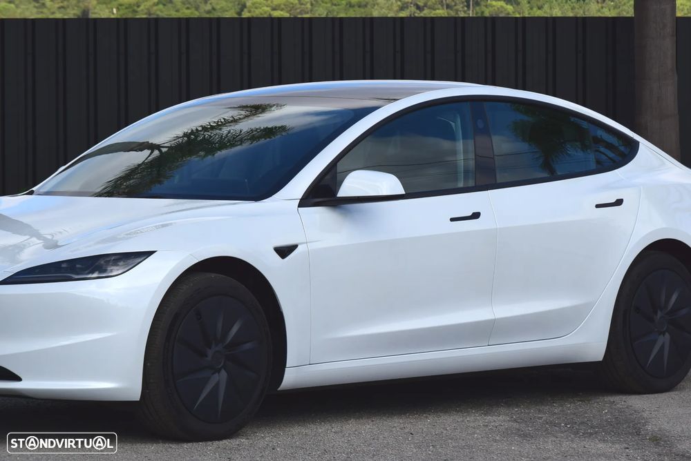 Tesla Model 3 Tração Traseira - 3