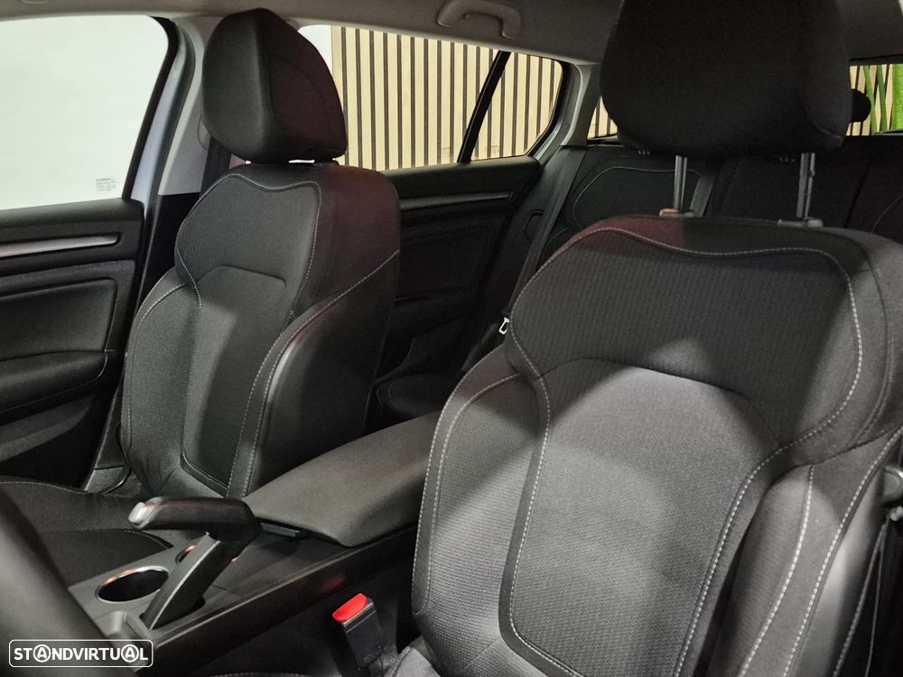 Renault Mégane Sport Tourer BLUE dCi 115 LIMITED - 26