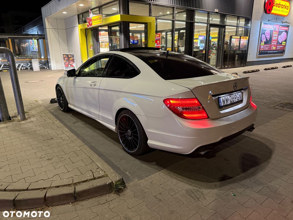 Mercedes-Benz Klasa C 350 Coupe 7G-TRONIC Edition - 4