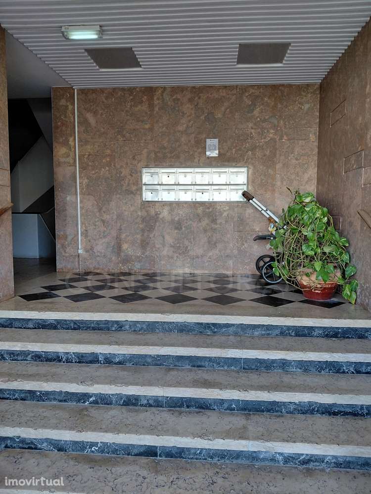 Oportunidade de investimento no centro de Peniche com 106 m² e com ... - Grande imagem: 2/8