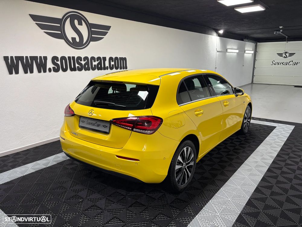 Mercedes-Benz A 250 e 8G-DCT - 4