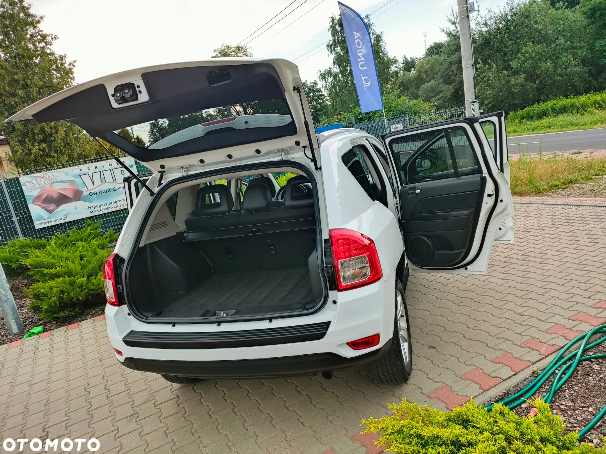 Jeep Compass 2.2 CRD 4x4 Limited - 28