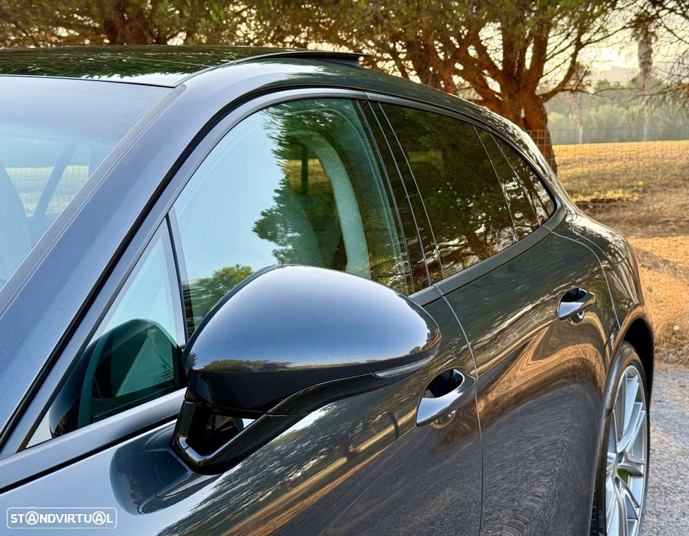 Porsche Panamera Sport Turismo 4 E-Hybrid - 20