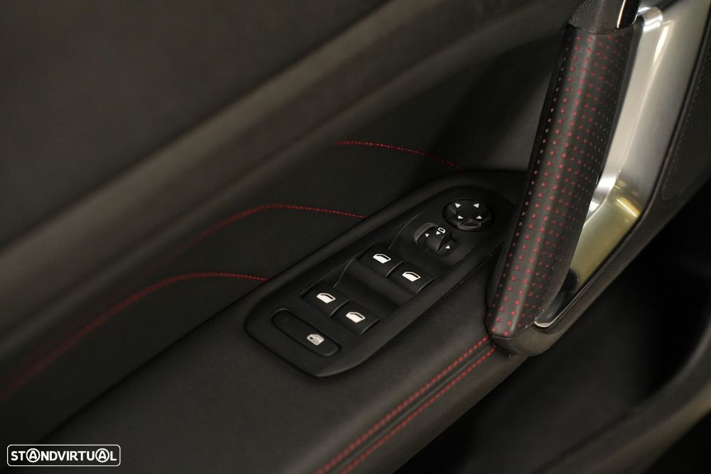 Peugeot 308 1.5 BlueHDi GT Line EAT8 - 35