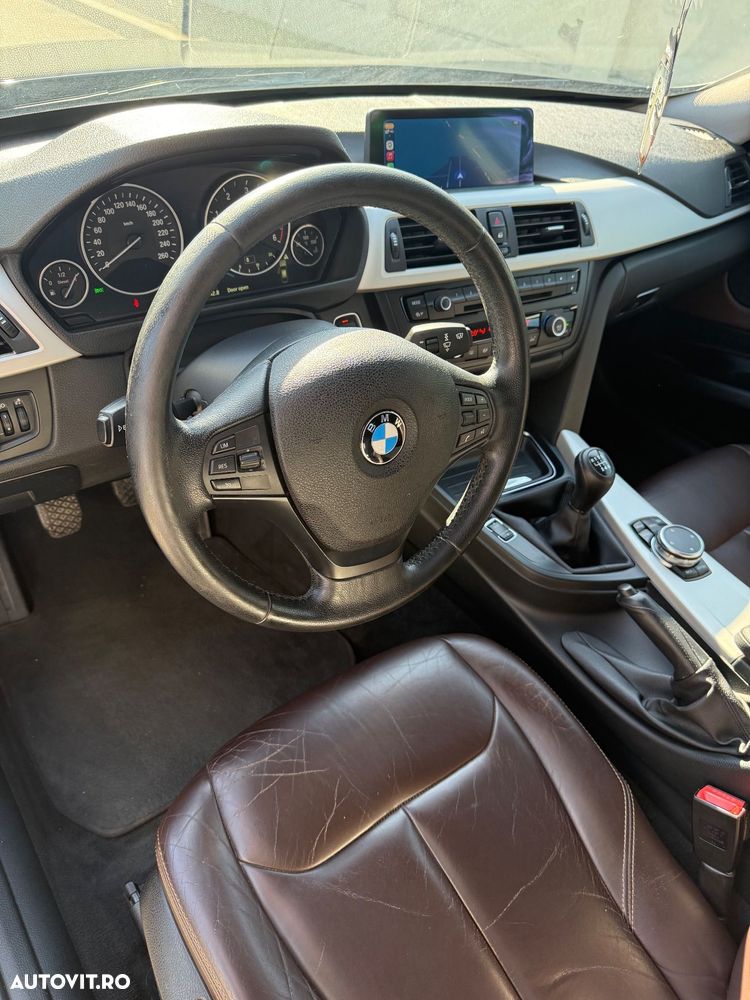 BMW Seria 3 318d - 13