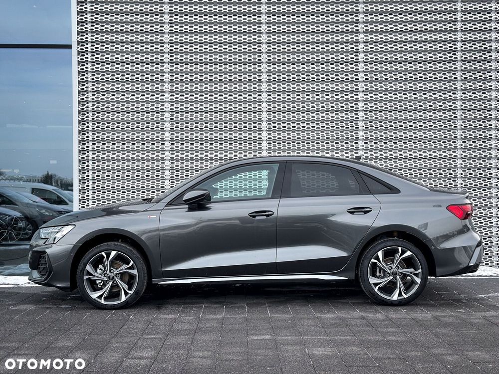 Audi A3 Limousine - 4