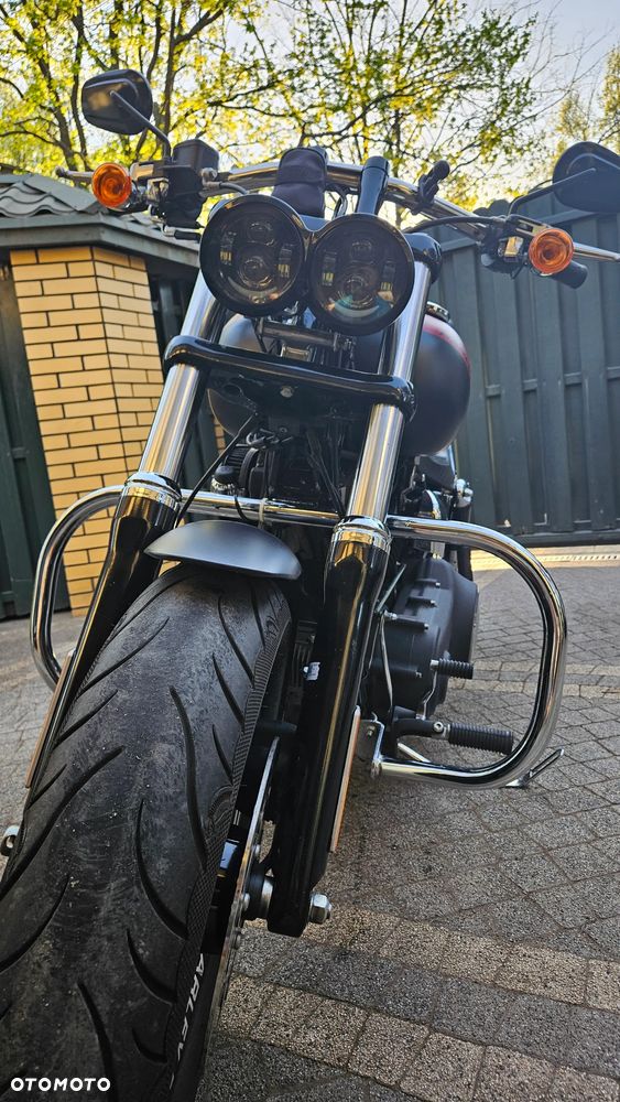 Harley-Davidson Dyna Fat Bob - 2