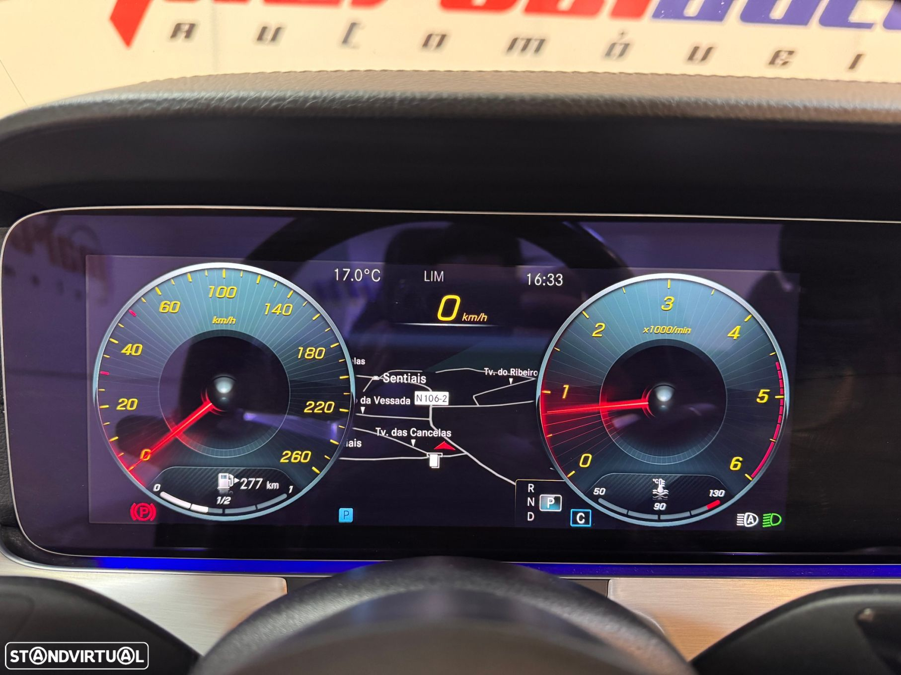 Mercedes-Benz E 220 d AMG Line - 26