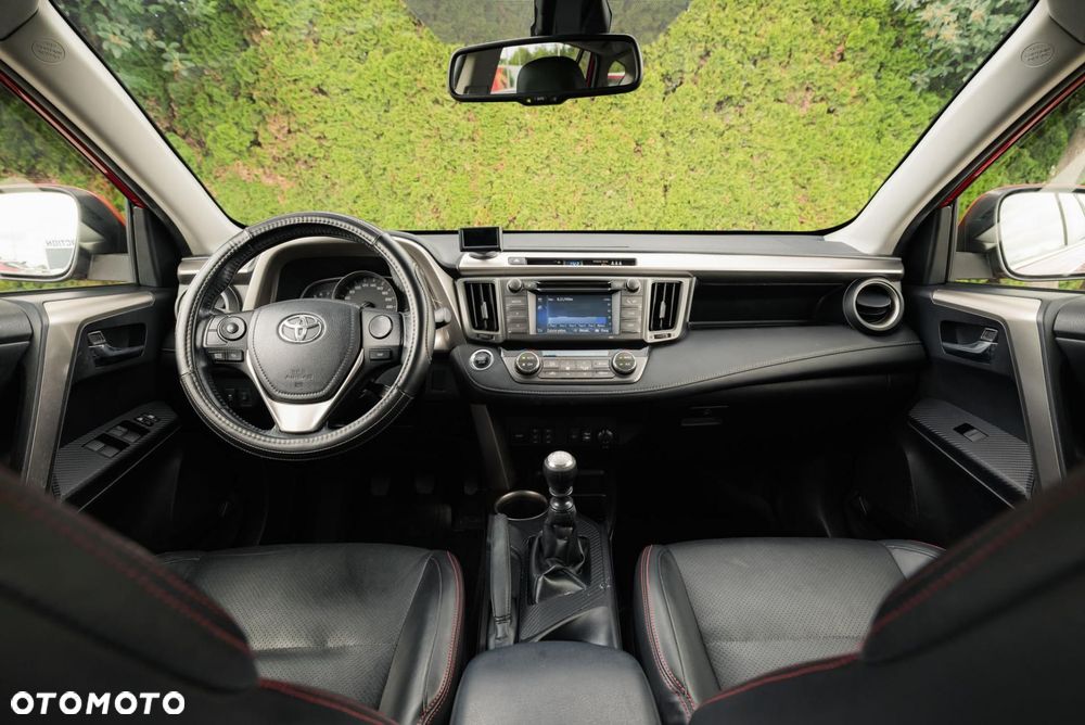 Toyota RAV4 - 11