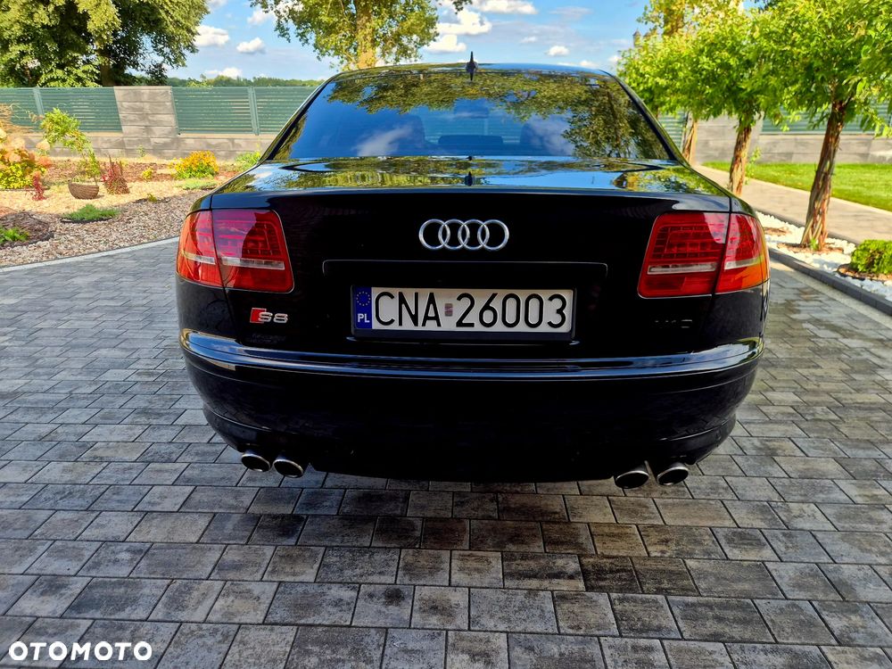 Audi S8 5.2 FSI Quattro - 12