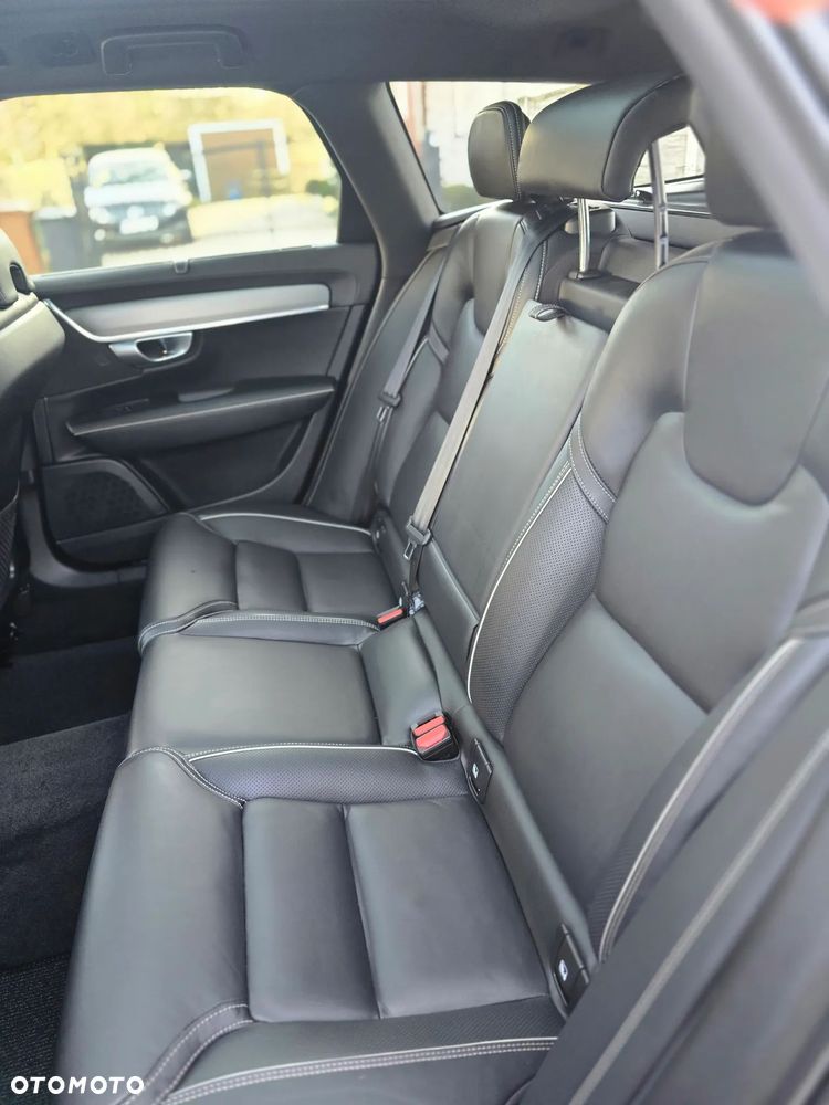 Volvo V90 Cross Country B4 D AWD Ultimate - 28