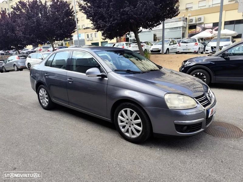 VW Jetta 1.9 TDi BlueM. Trendline - 16