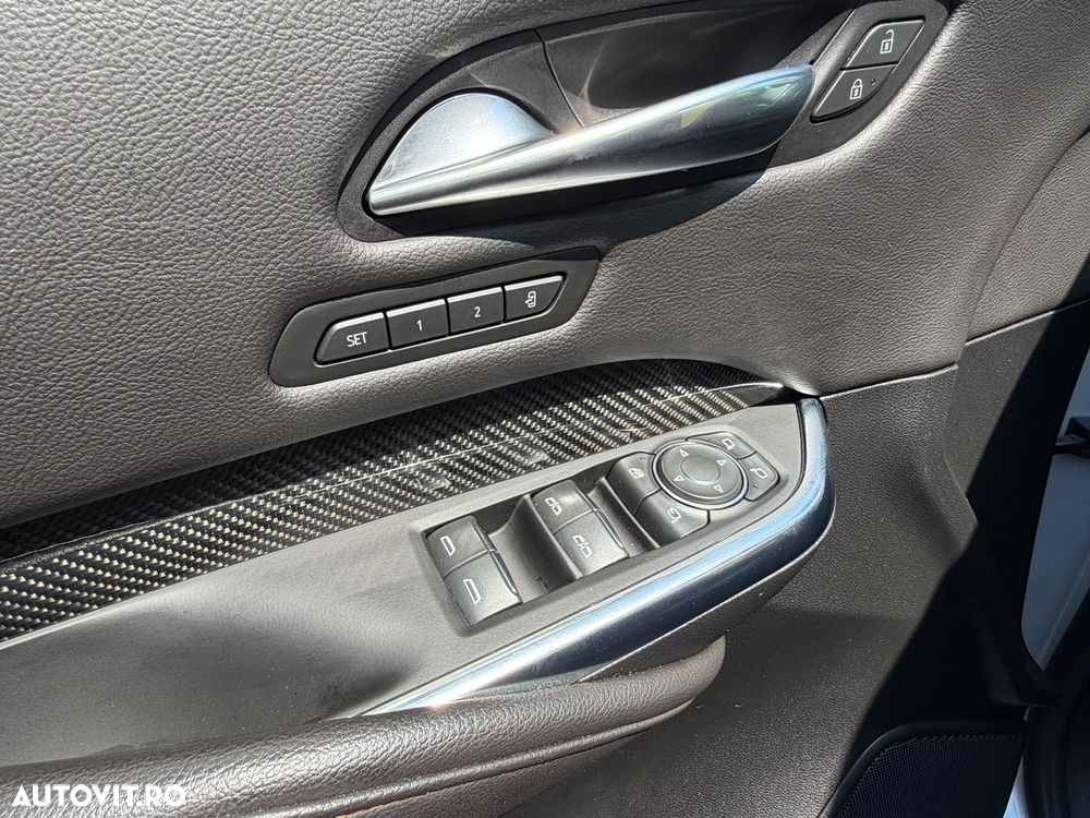 Cadillac XT4 - 13