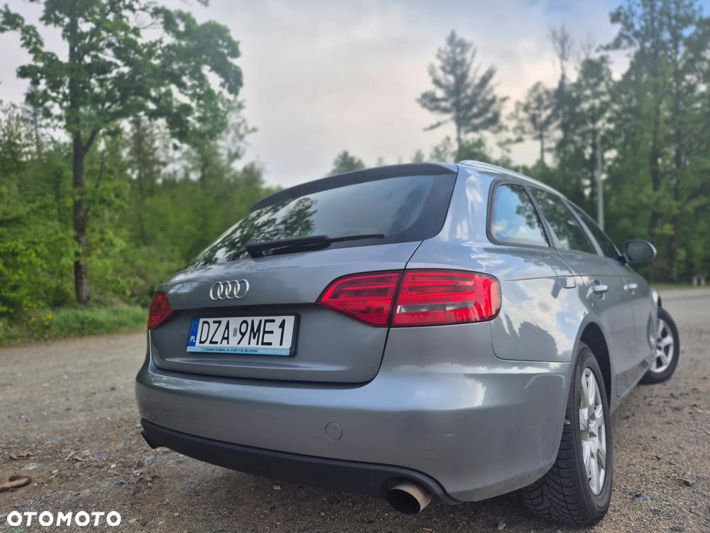 Audi A4 Avant - 8