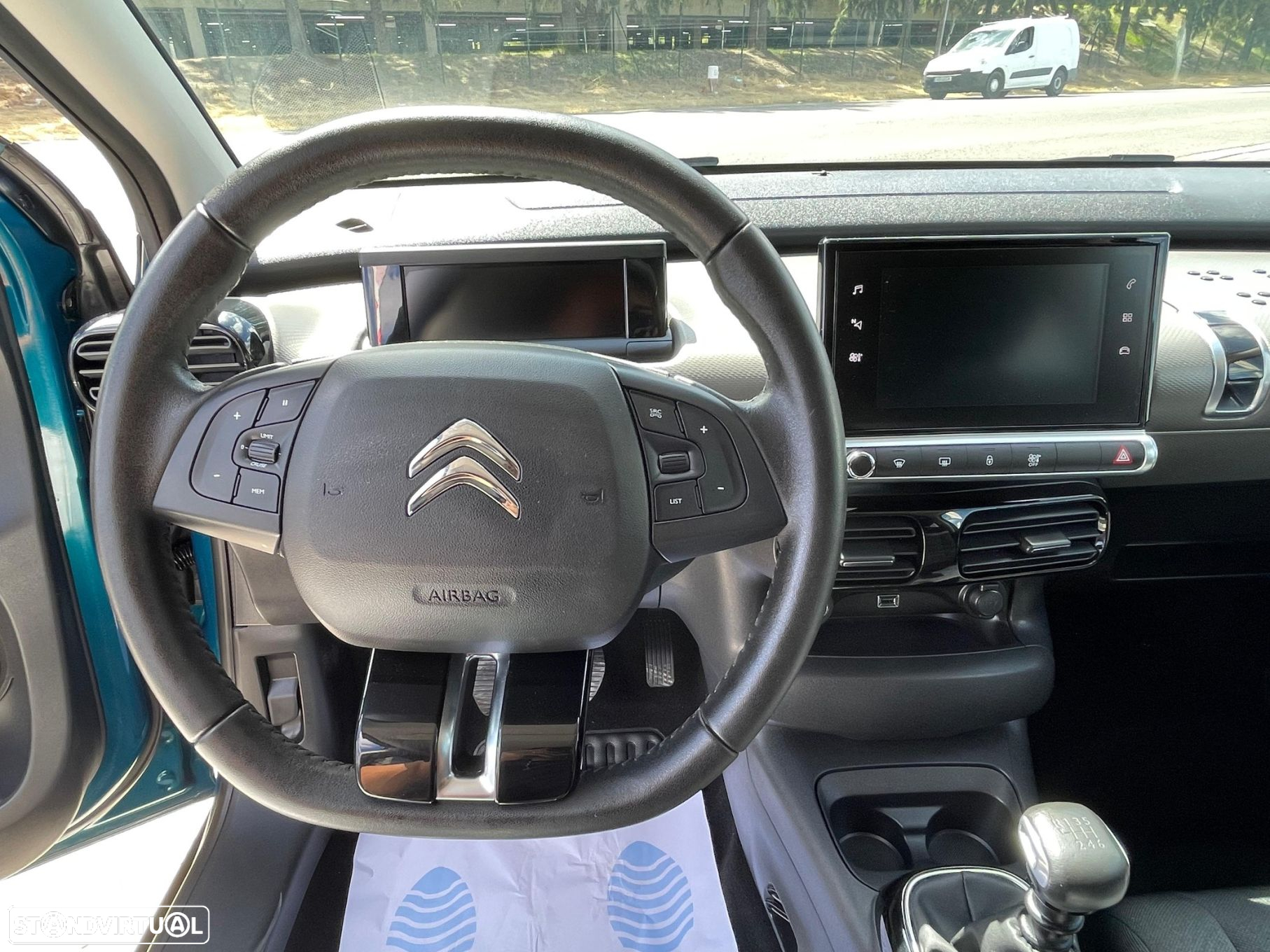 Citroën C4 Cactus 1.2 PureTech Shine - 12