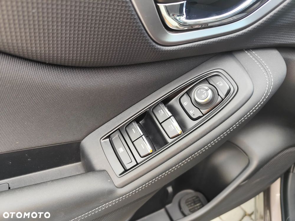 Subaru Forester 2.0ie Lineartronic Platinum - 10