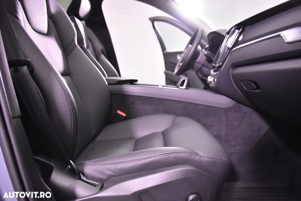 Volvo XC 60 T6 AWD Recharge Geartronic Inscription Expression - 11
