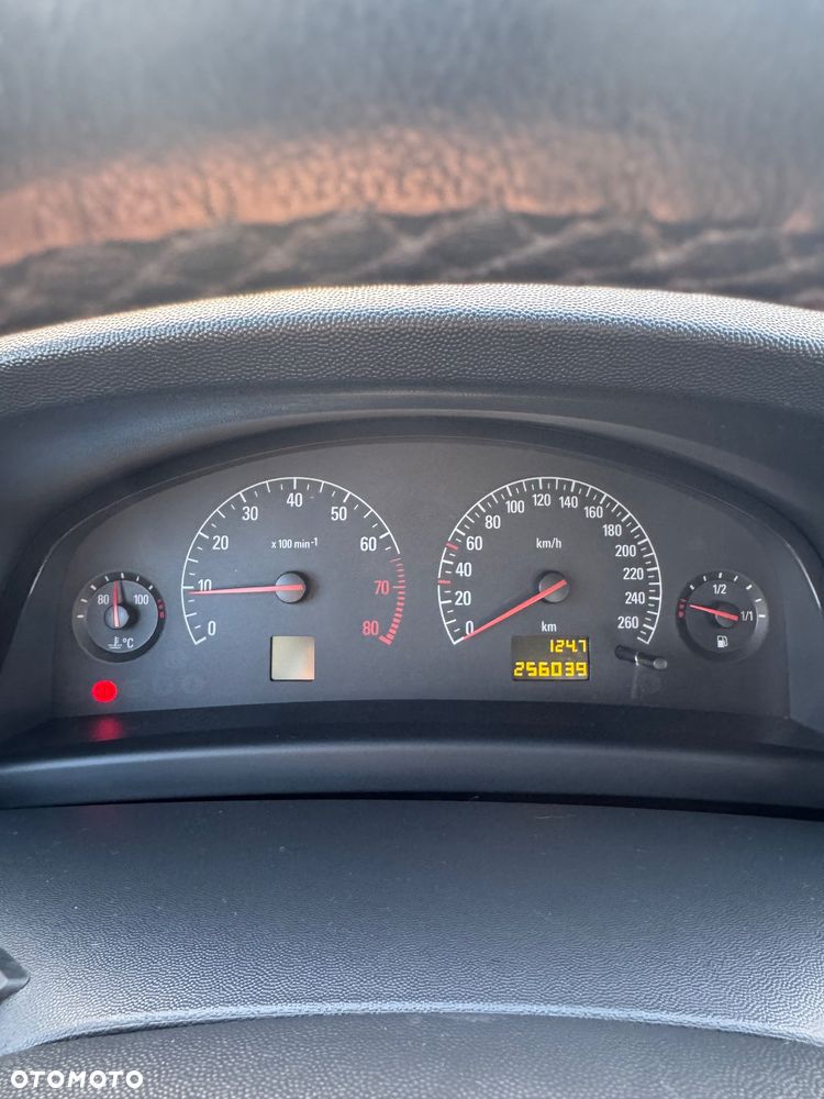 Opel Vectra 1.8 Comfort - 3