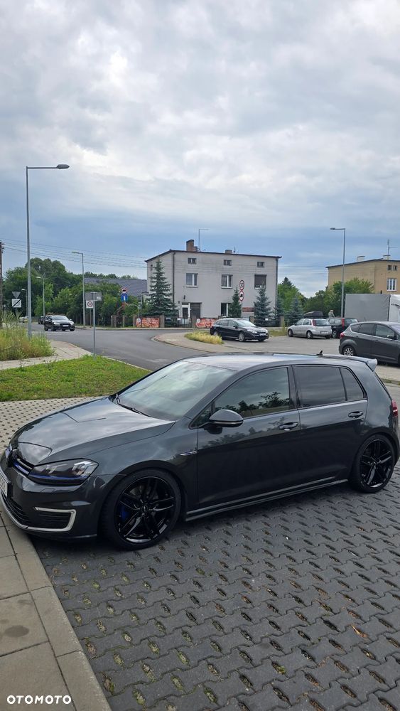 Volkswagen Golf 1.4 GTE Plug-In-Hybrid DSG - 4