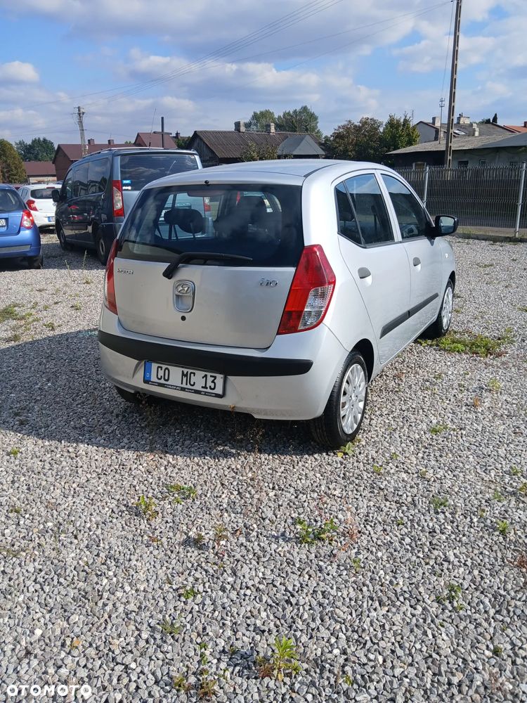 Hyundai i10 - 10