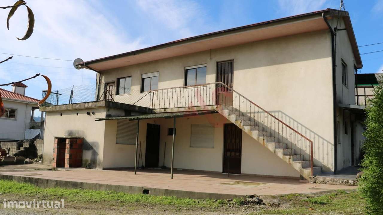 Prédio residencial com elevado potencial – Vizela - Grande imagem: 2/12