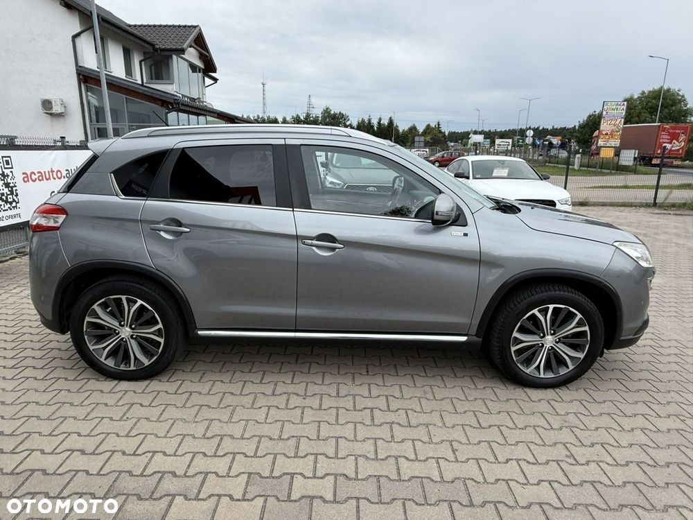 Peugeot 4008 - 10