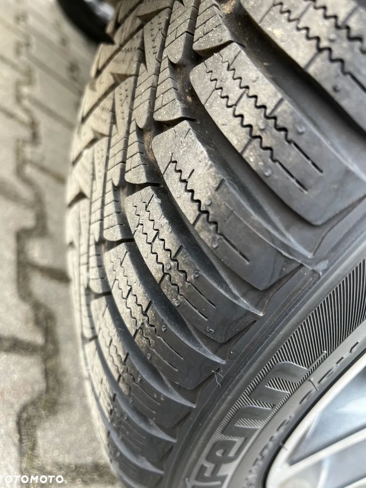Kia XCeed 1.6 T-GDI L Business Line DCT - 25