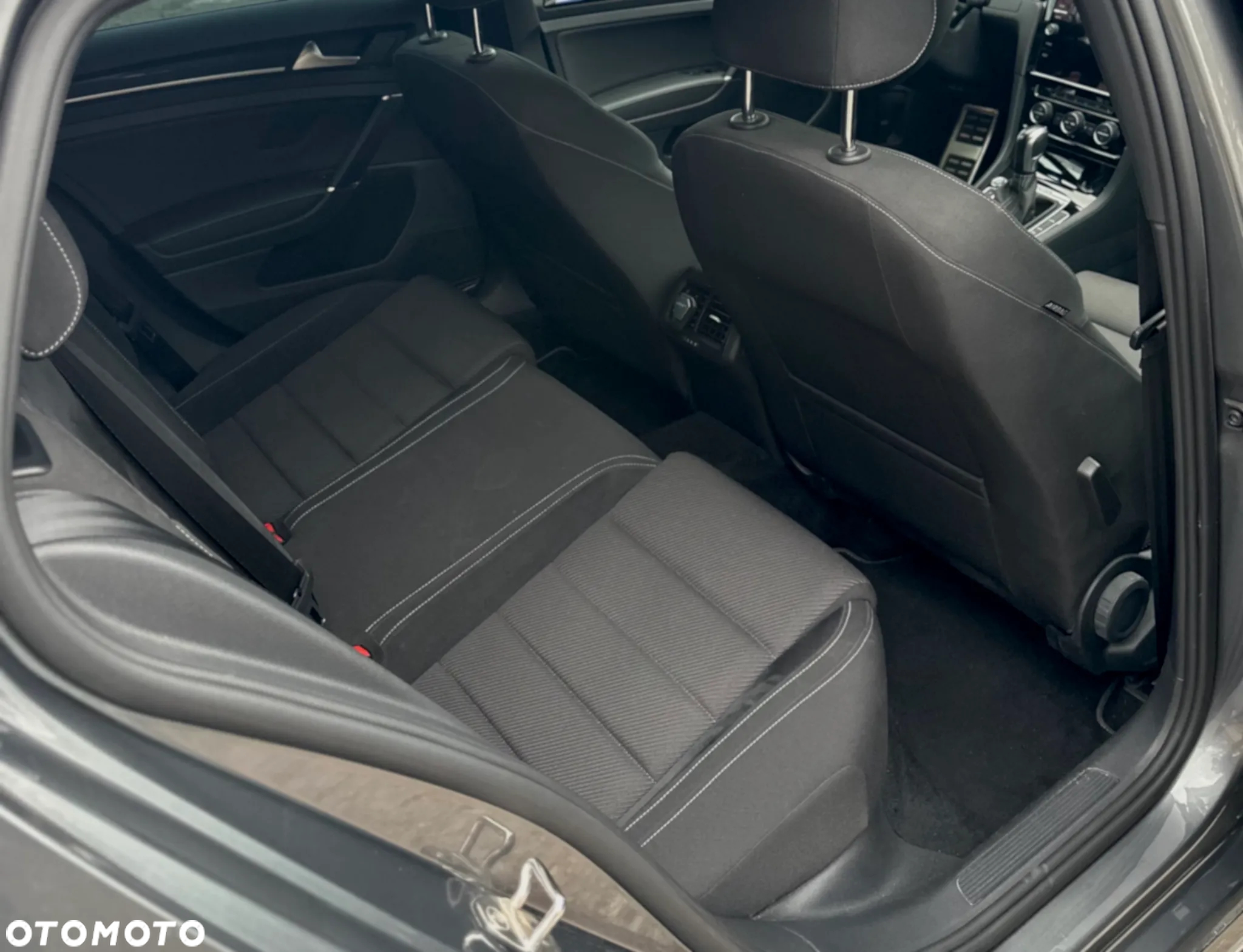 Volkswagen Golf VII 2.0 TSI 4Mot R DSG - 29