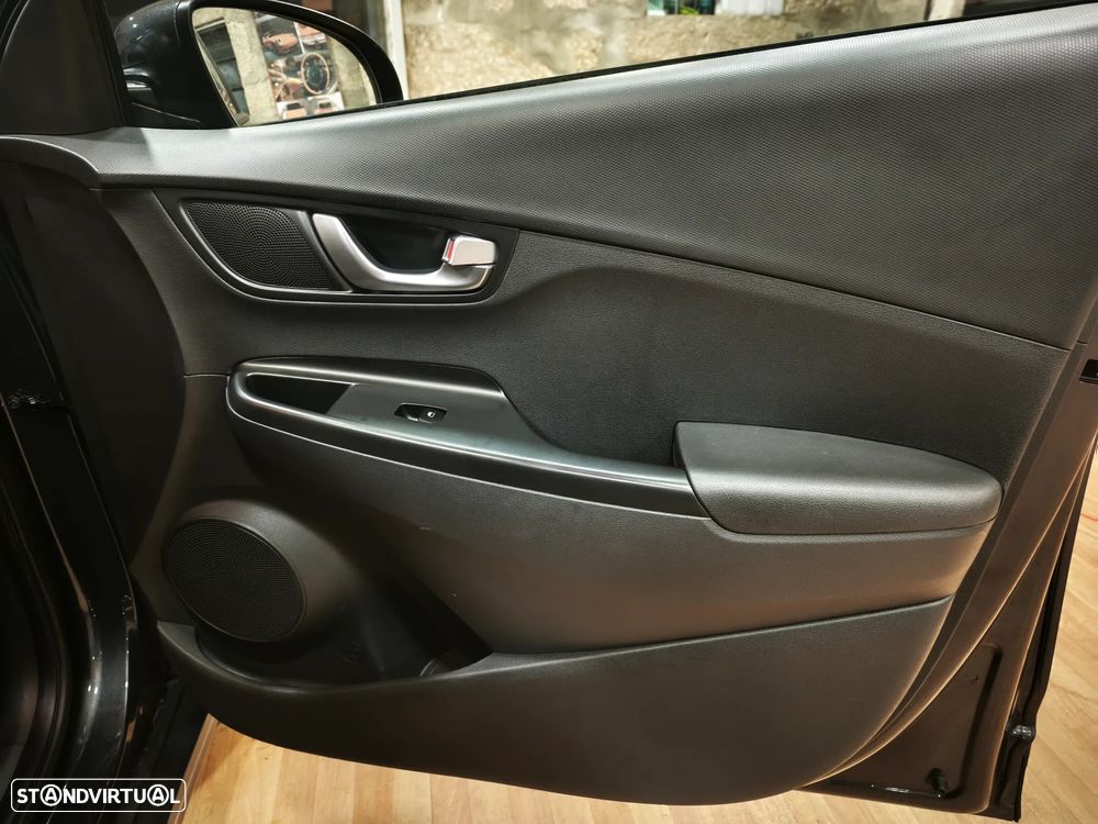 Hyundai Kauai Advantage - 24