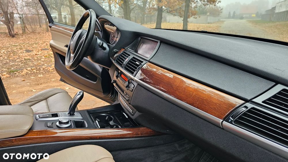 BMW X5 3.0 d - 27