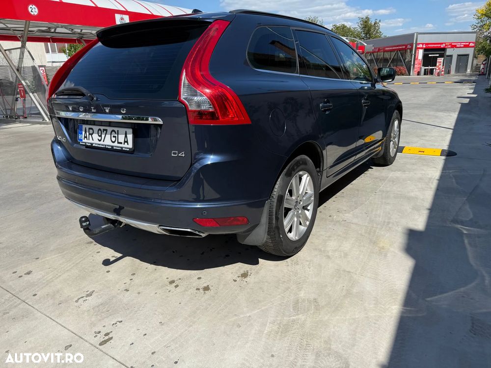 Volvo XC 60 D4 Geartronic Momentum - 8