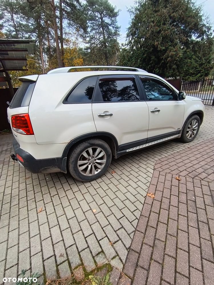Kia Sorento 2010 photo 4