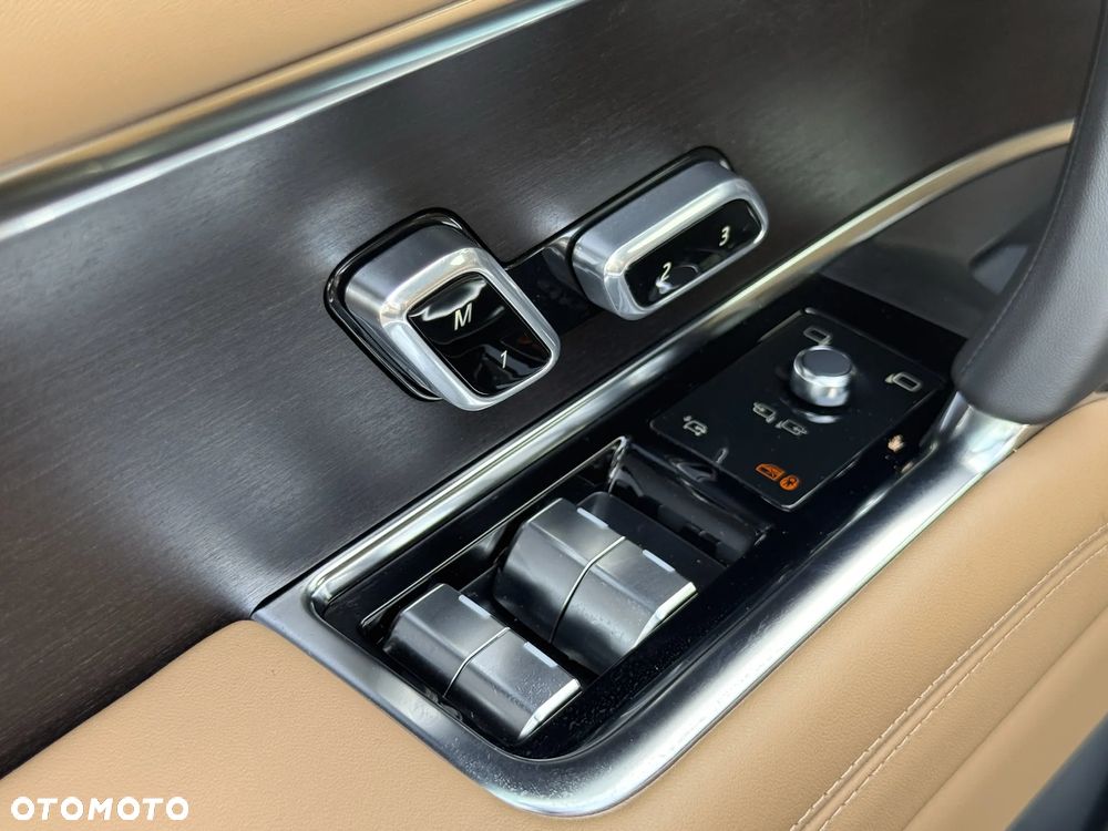 Land Rover Range Rover D350 Autobiography - 19