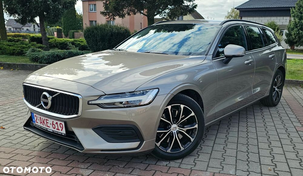 Volvo V60 B3 B Geartronic Momentum Pro - 1