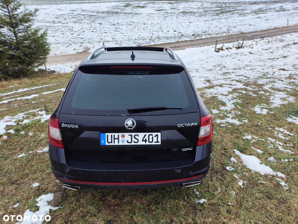 Skoda Octavia 2.0 TDI DSG RS - 2