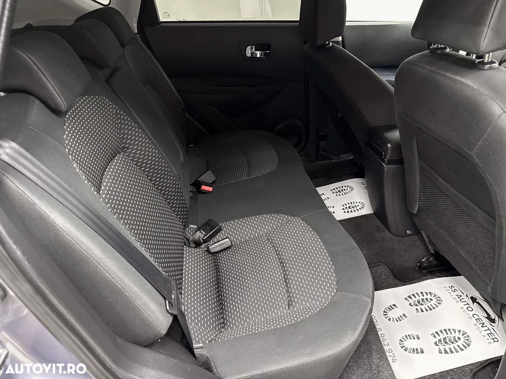 Nissan Qashqai 2.0 dCi DPF 4x4 Aut I-Way - 17