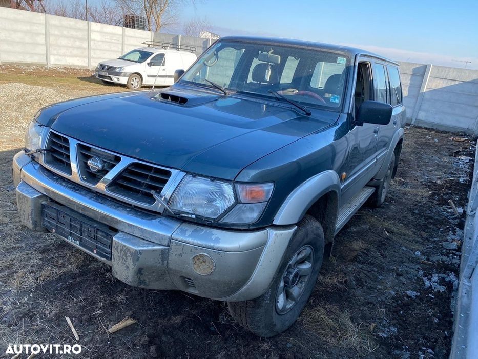Jante bara fata far usa aripă mască Nissan Patrol y61 ZD30 grup diferențial  dezmembrari dezmembrez piese - 1