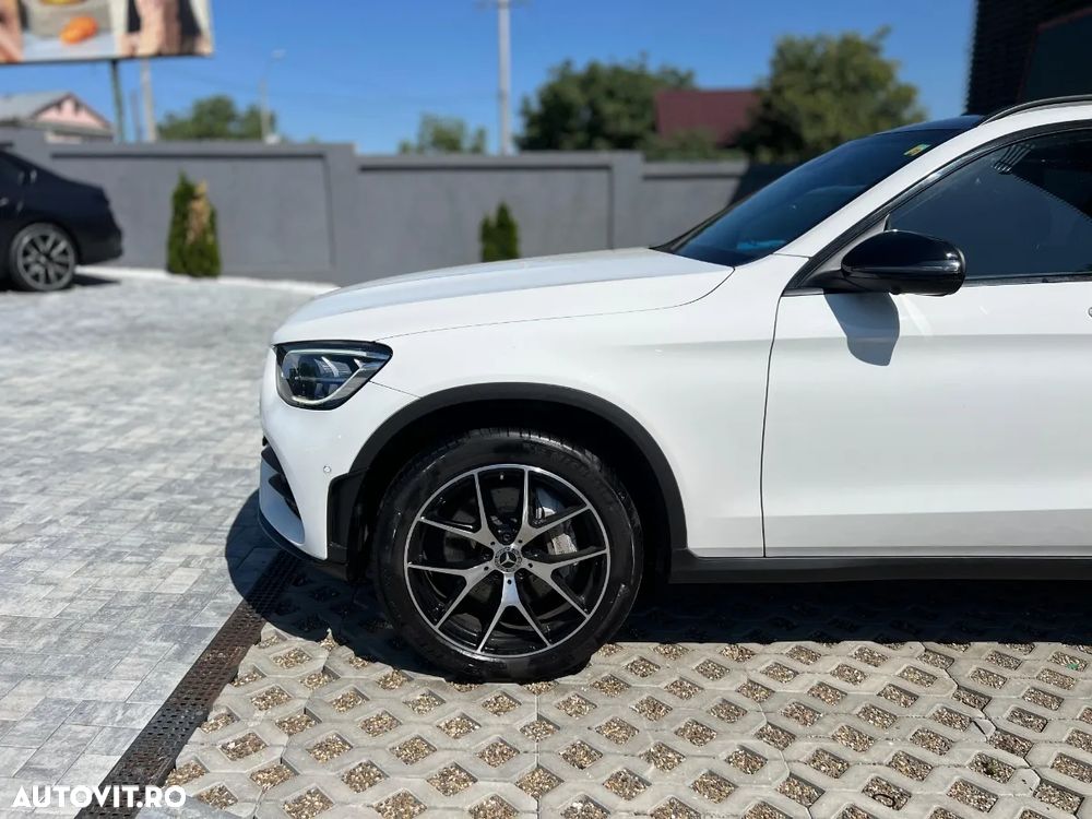 Mercedes-Benz GLC 300 d 4MATIC - 9