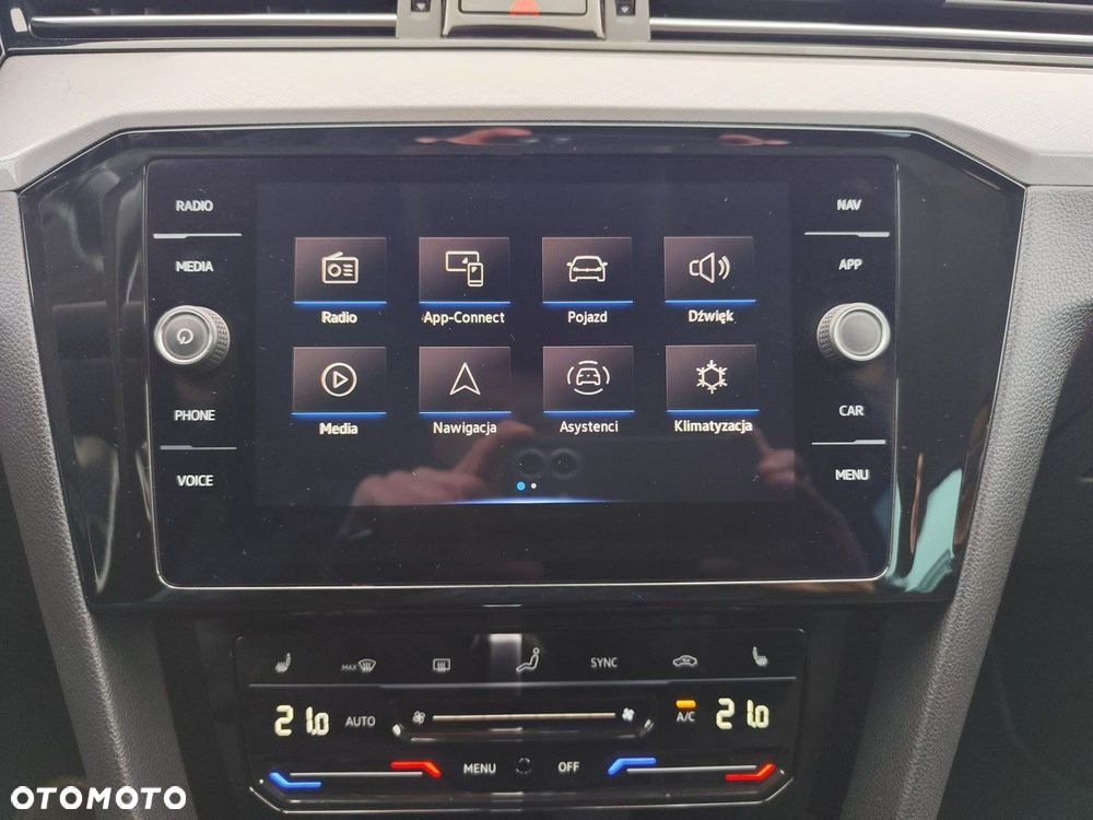 Volkswagen Passat Variant 1.5 TSI EVO Business DSG - 19