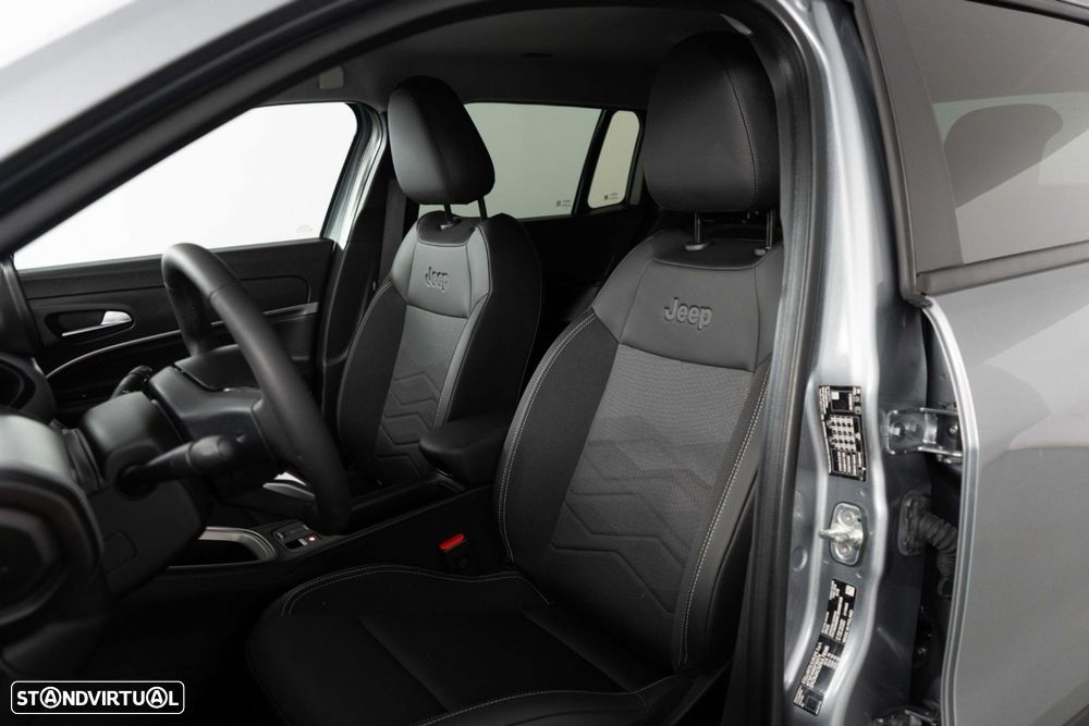 Jeep Avenger 54 kWh Summit - 10