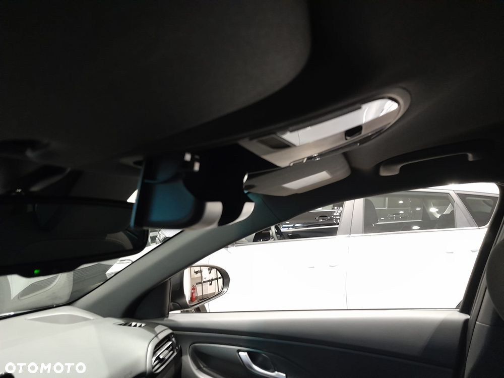 Hyundai i30 1.5 T-GDI 48V Smart DCT - 32