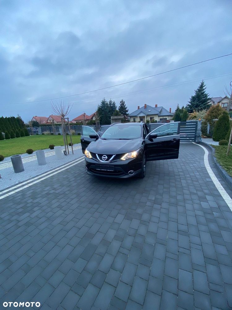 Nissan Qashqai 1.6 DIG-T N-Connecta - 2