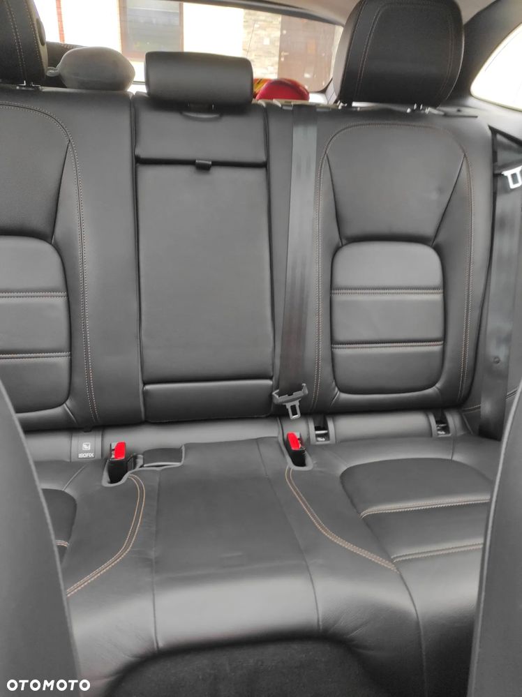 Jaguar F-Pace 30t AWD Prestige - 8