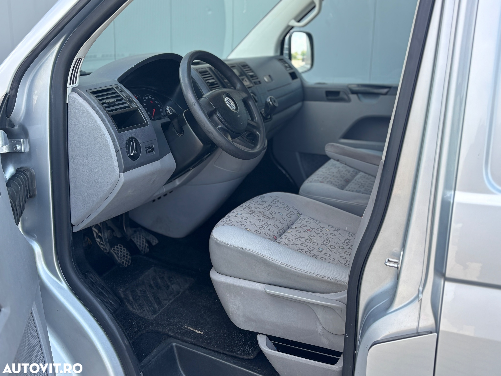Volkswagen Transporter - 3